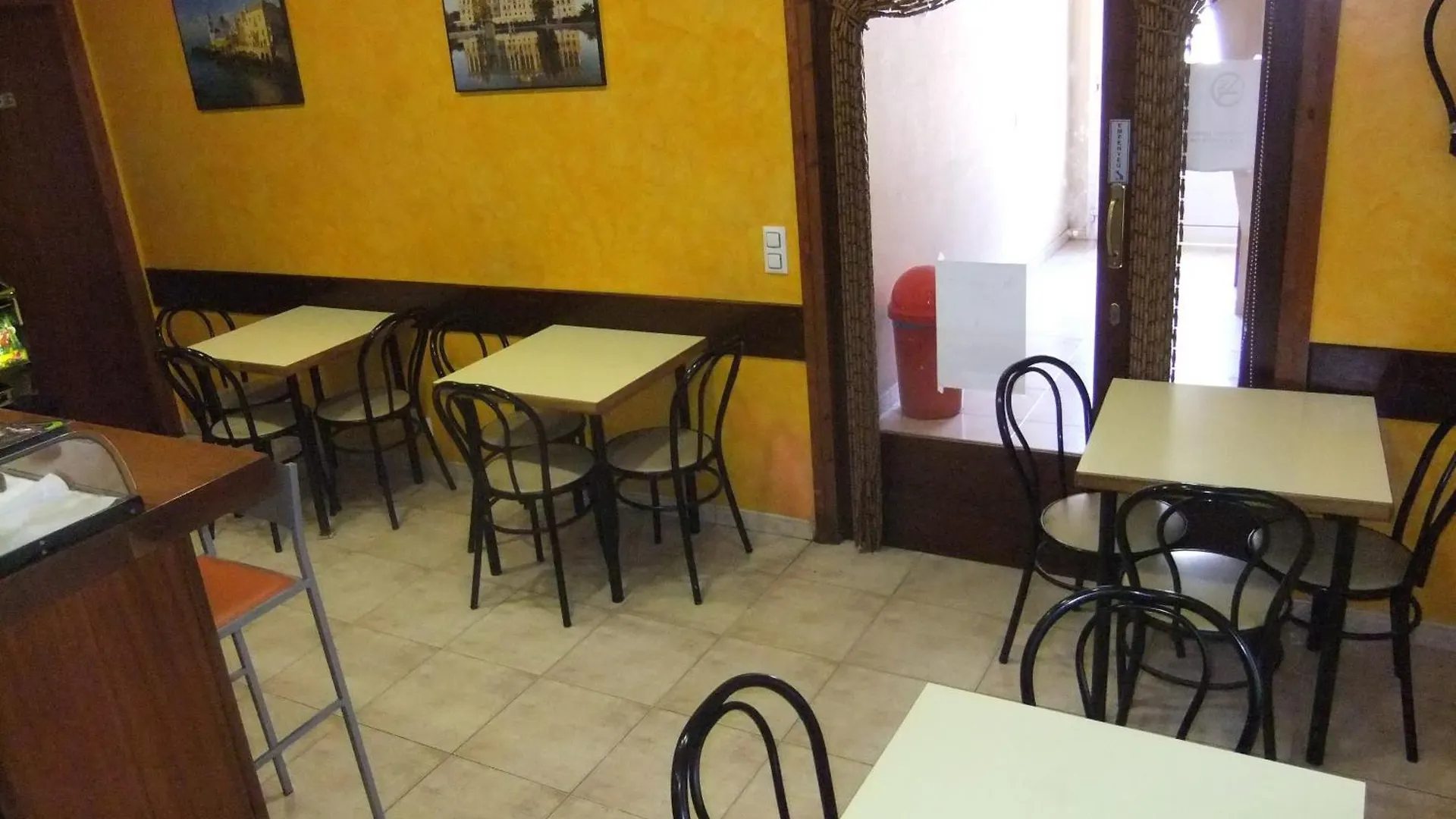 Πανσιόν Pensio L'Estada Sant Joan les Fonts