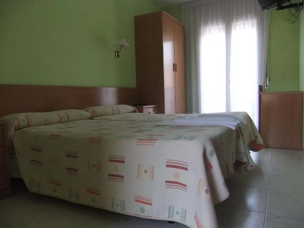 Πανσιόν Pensio L'Estada Sant Joan les Fonts